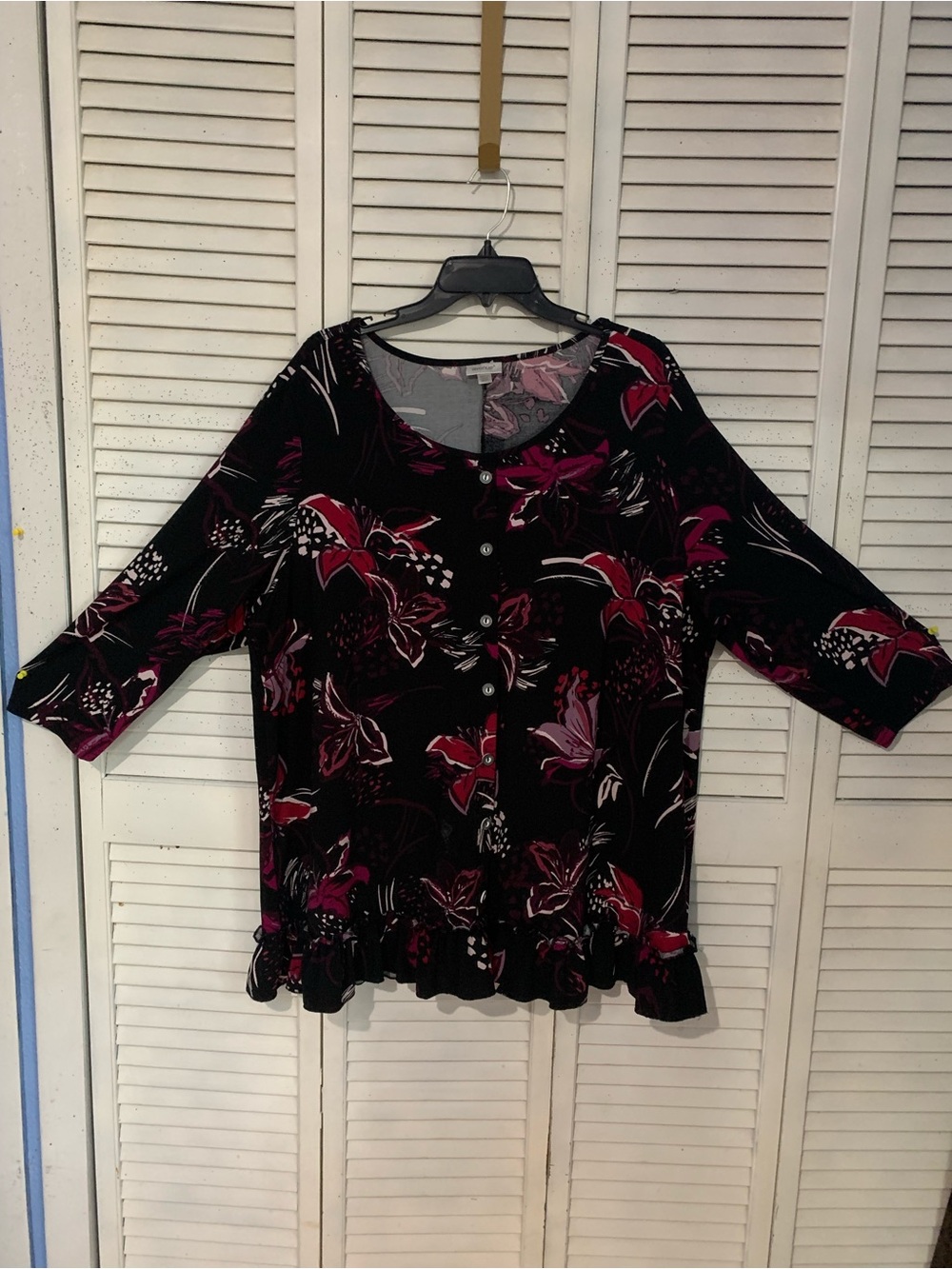 Avenue Black Floral Faux Button-Front Blouse with Ruffle Hem